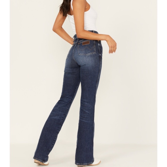 LIKE NEW 24x30 Wrangler Westward 626 Bootcut Jeans in Twin Bridges - Picture 2 of 10